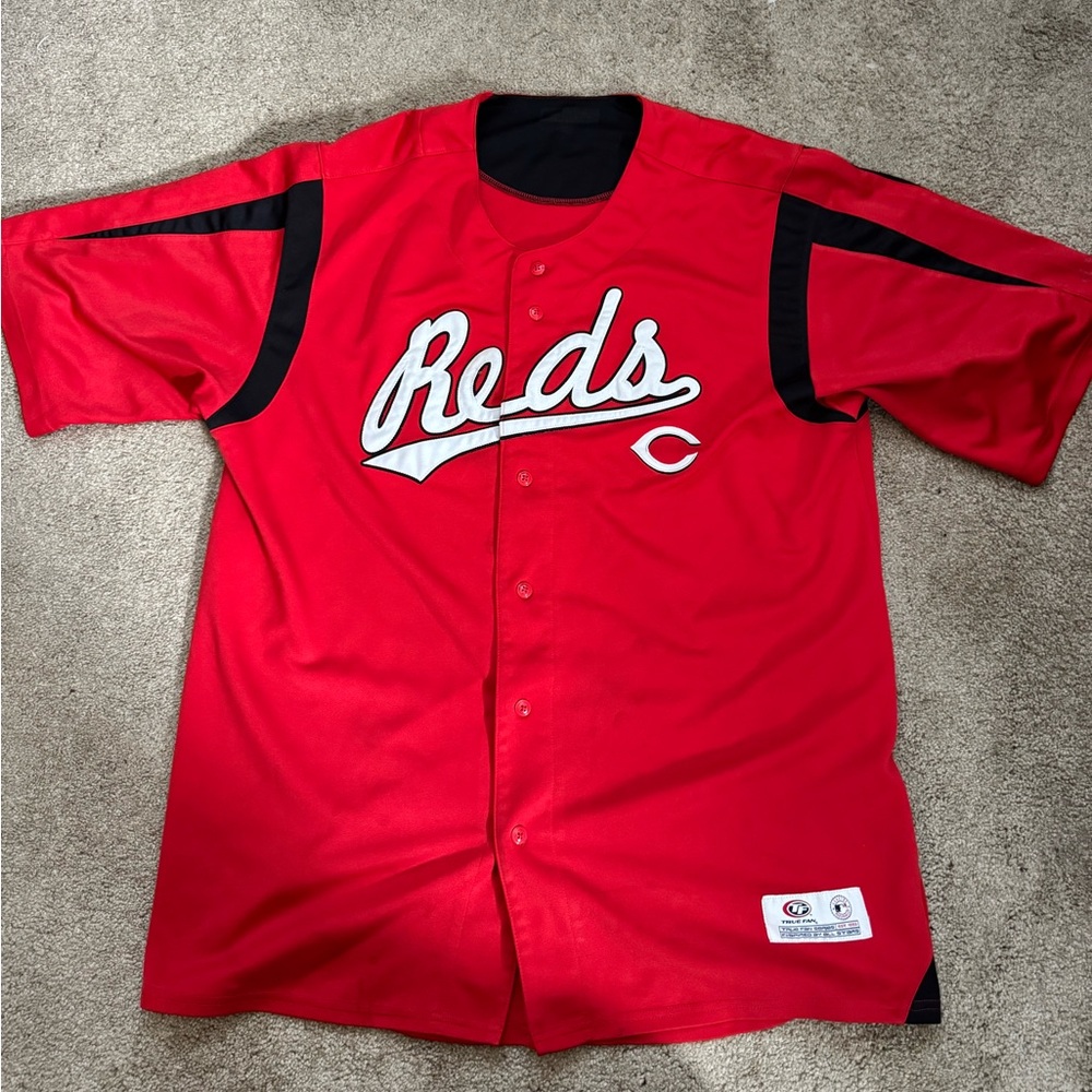 CINCINNATI REDS BASEBALL (TRUE FAN) VINTAGE Red Baseball Jersey.